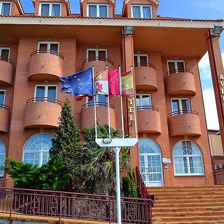 Hotel Avenida III Villadangos del Páramo Zewnętrze zdjęcie